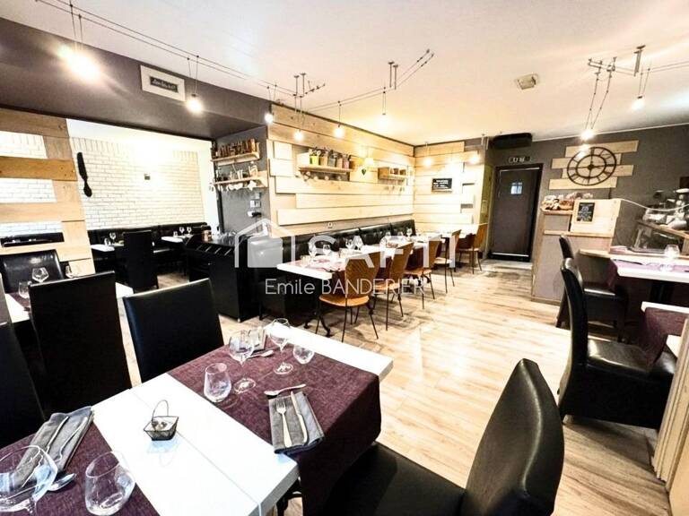 Restaurant traditionnel L'OUSTAU, centre ville — photo 1