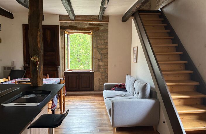 Jolie maison en pierre — photo 2