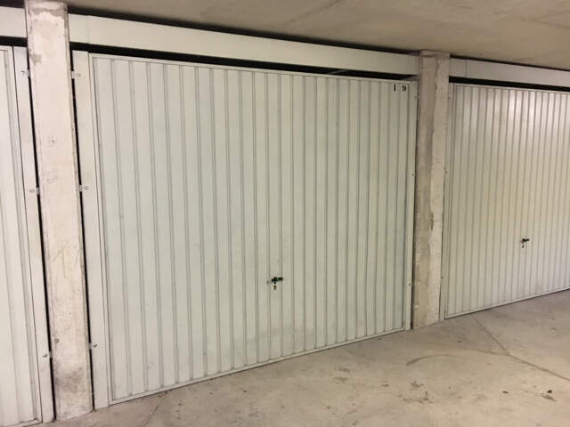 Garage FERME 29 rue du Rouet 13006 — photo du bien