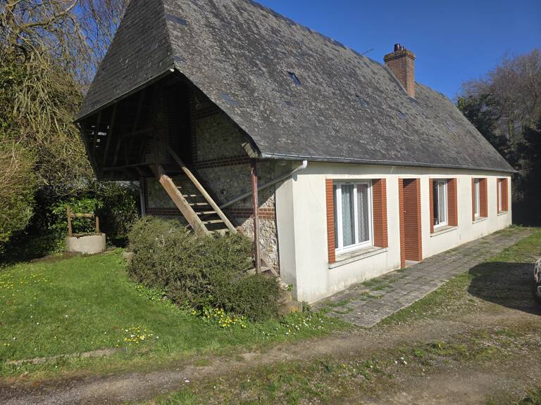 A la campagne longère de caractère avec bâtiment en colombages — photo 1