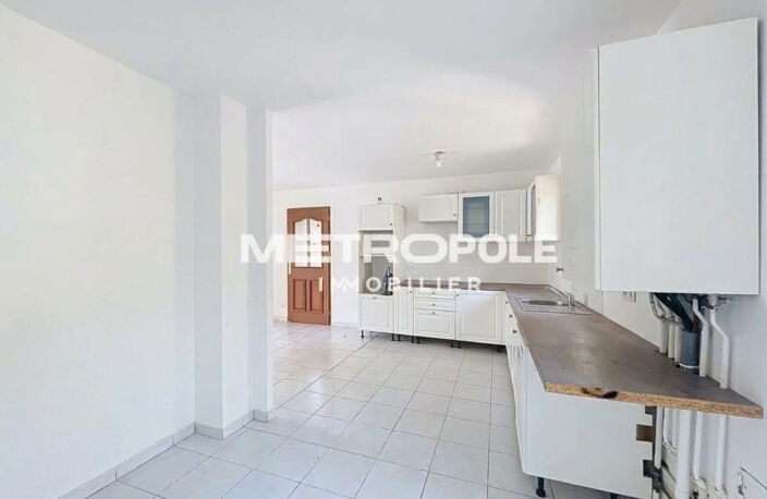Maison de ville située à Villefranche-sur-Saône — photo 2