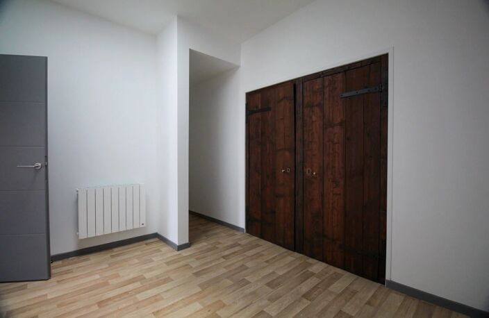 Appartement T2 avec balcon et place de stationnement — photo 3