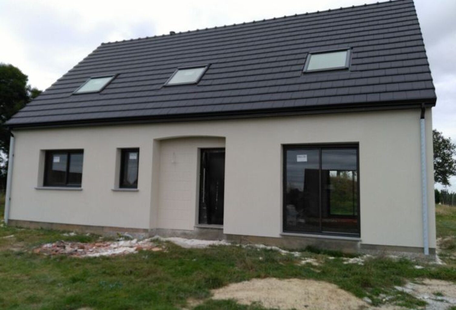 Maison Neuve - Froissy — photo 1