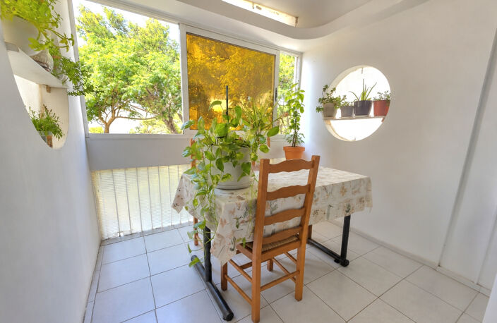 Appartement T5 de 91,04 m2   Istres   220 000 EUR — photo 3