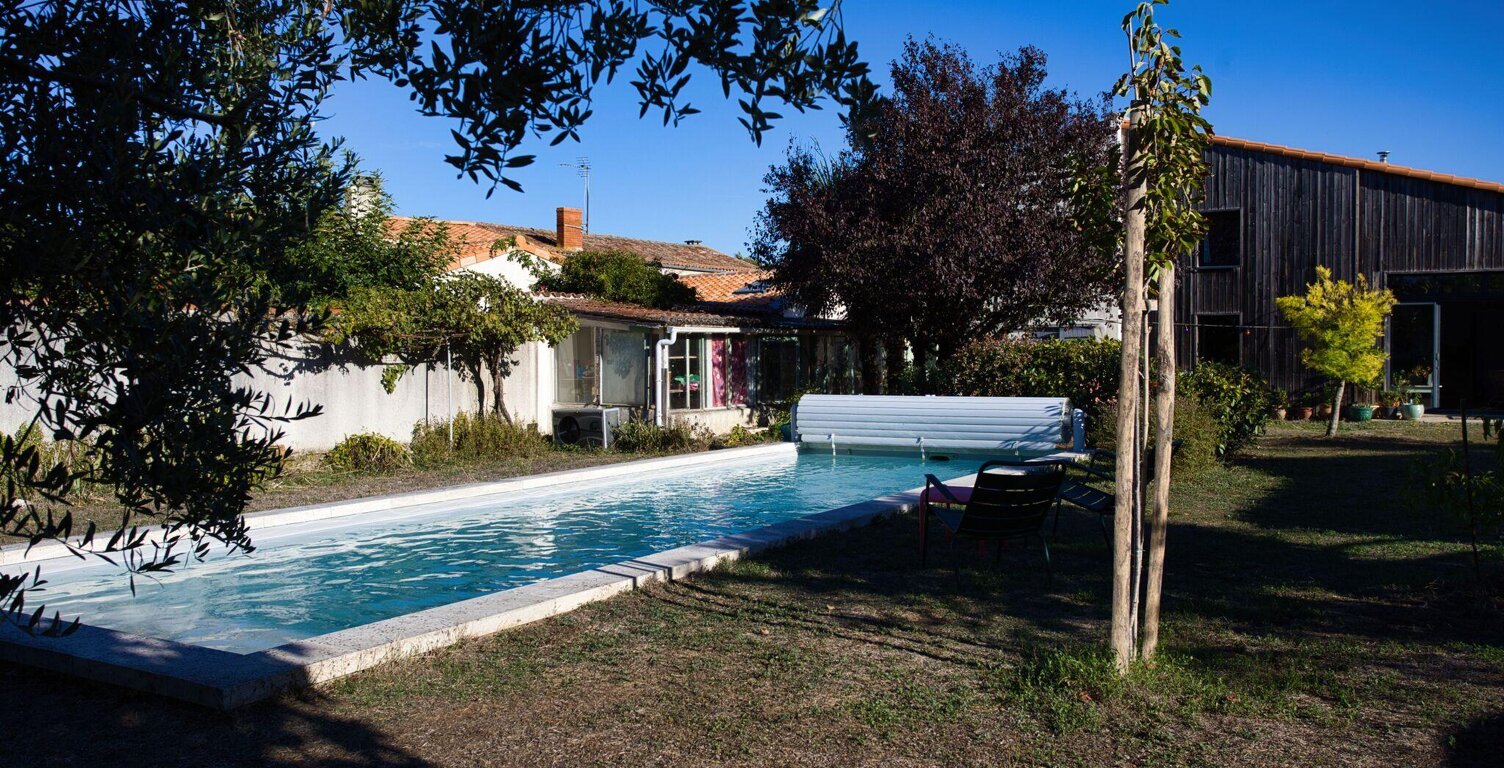 Maison - 240m² - Marsilly — photo 1