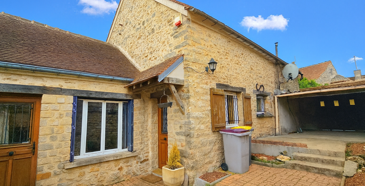 Maison - 118m² - Milly-la-Forêt — photo 1