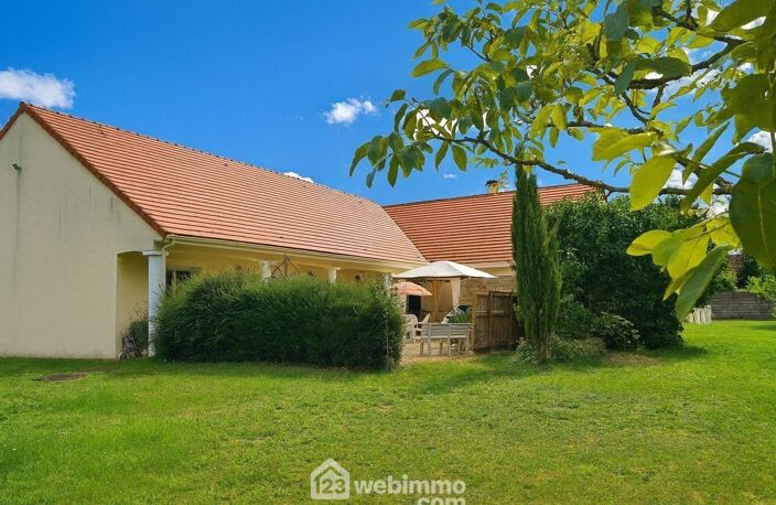 Maison - 231m² - Buthiers — photo 2