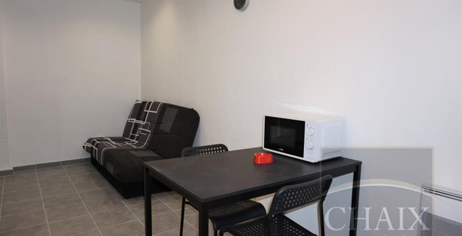 STUDIO MEUBLÉ REFAIT A NEUF AUBAGNE — photo 1