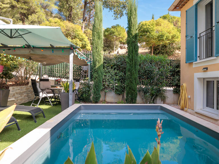En EXCLUSIVITÉ - VILLA 4 PIECES avec PISCINE & JARDIN à St-P — photo 1