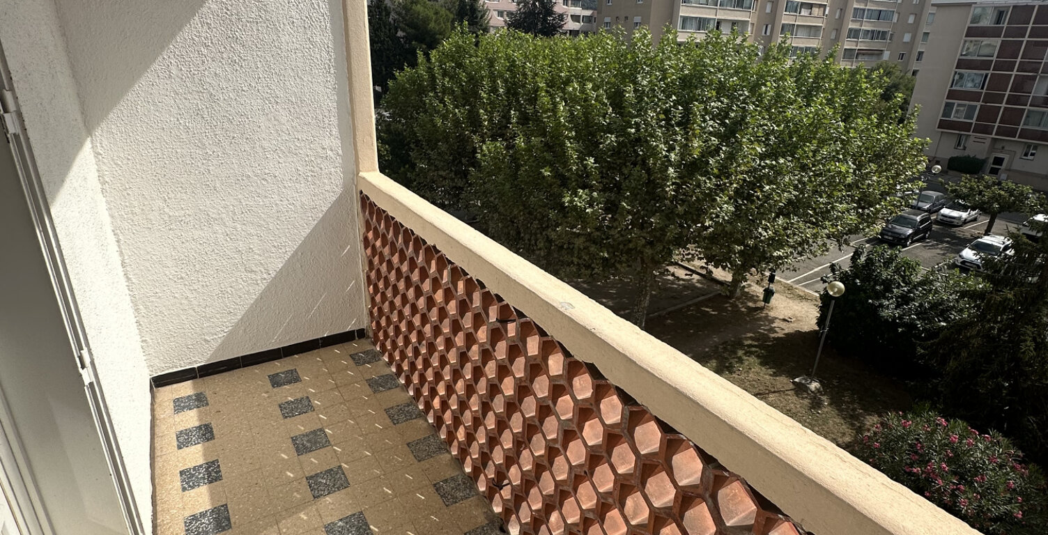 Appartement T3  - 50.33 m2 - AUBAGNE — photo 1