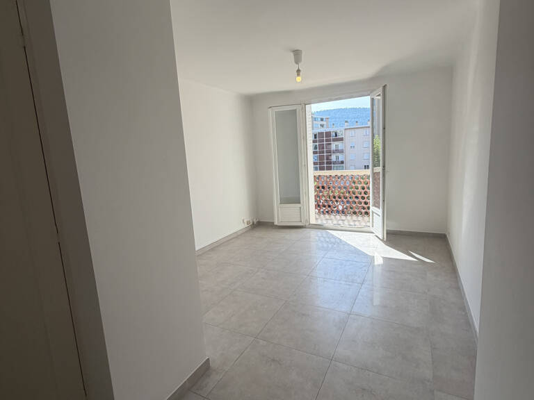 Appartement T3  - 50.33 m2 - AUBAGNE — photo 1