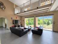 Villa de plain pied sur sous-sol avec grand terrain — photo 2