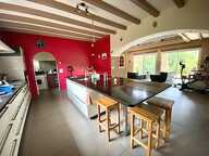 Villa de plain pied sur sous-sol avec grand terrain — photo 4
