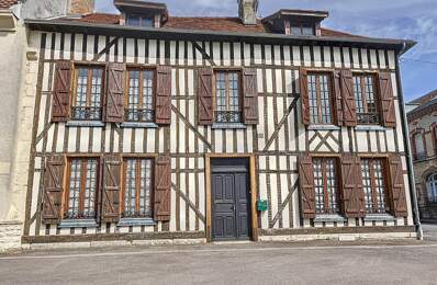 MAISON DE VILLE TRADITIONNELLE — photo du bien