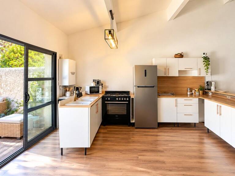 Maison rénovée avec jardin, terrasse et sous-sol  Poilhes — photo 1