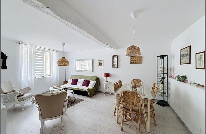 Maison de bourg de plain-pied, une chambre, état impeccable — photo 2