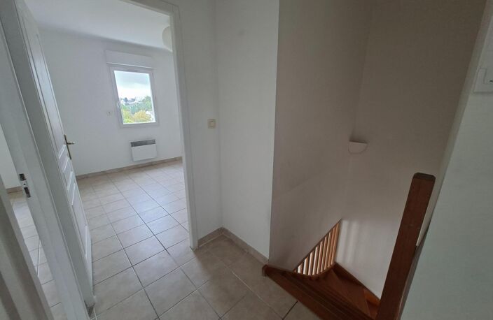 Une maison 95 M2 3CH jardin garage — photo 5