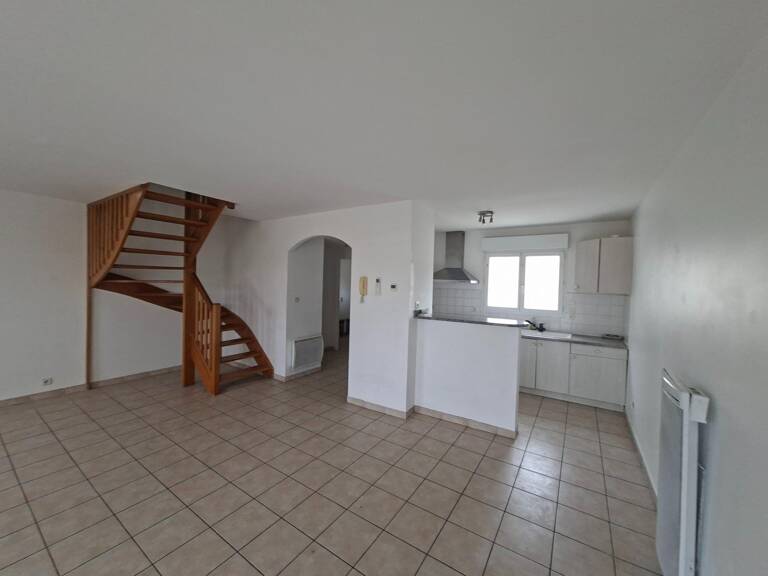 Une maison 95 M2 3CH jardin garage — photo 1
