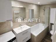 Situé sur la commune de Mâcon à proximité du centre et des commerces cet appartement en duplex rénové vous séduira. — photo 4