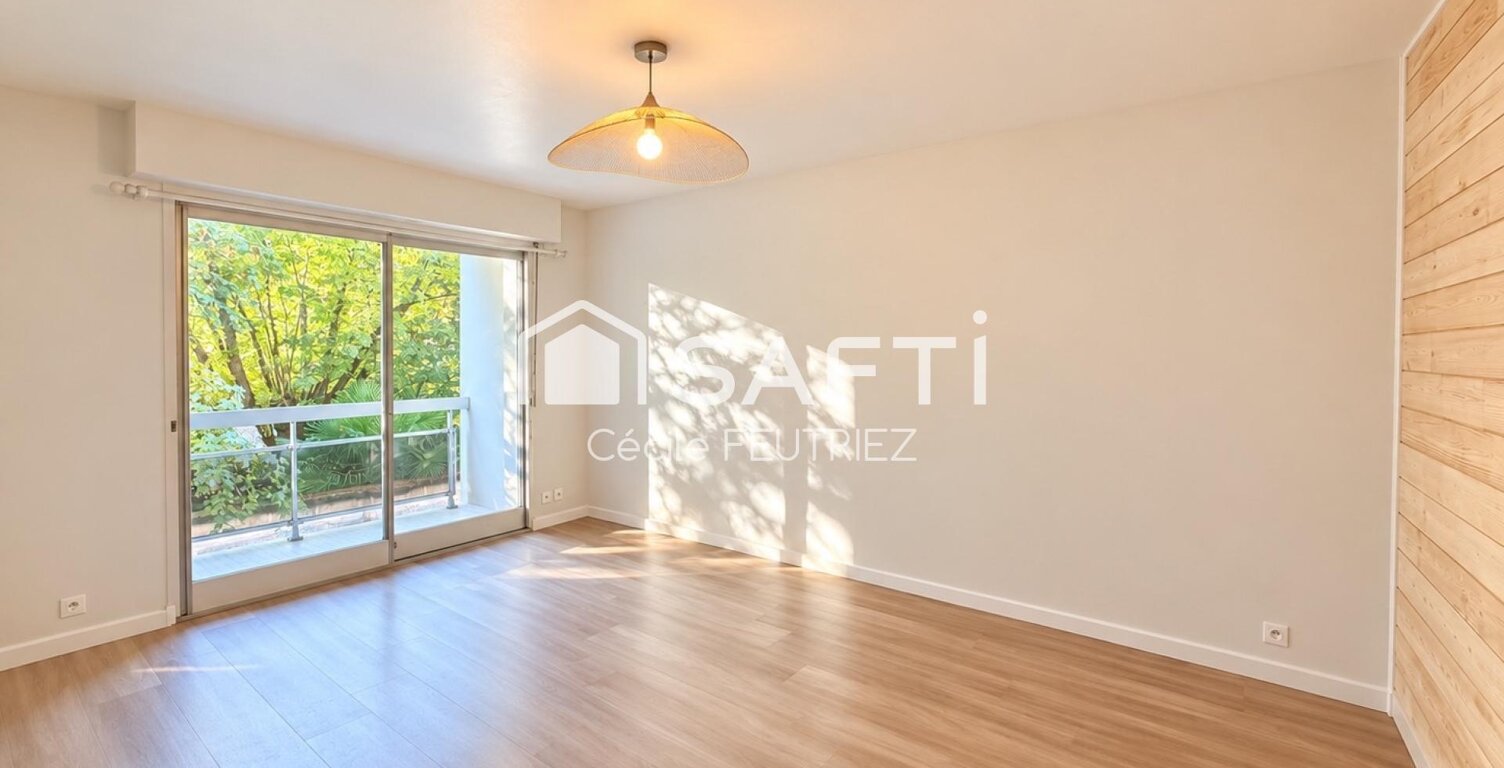 Appartement coeur de ville avec stationnement — photo 1