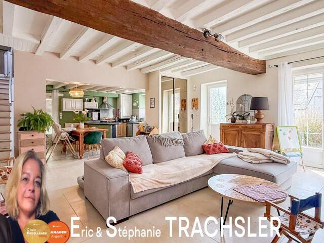 Marigné-Laillé  Longère de 125 m² avec dépendances, studio et près de 2 000 m² de terrain — photo du bien