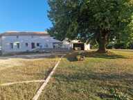 MAISON FAMILIALE DE 234m² ENTIEREMENT RENOVEE — photo 2