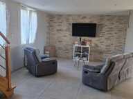 MAISON FAMILIALE DE 234m² ENTIEREMENT RENOVEE — photo 4