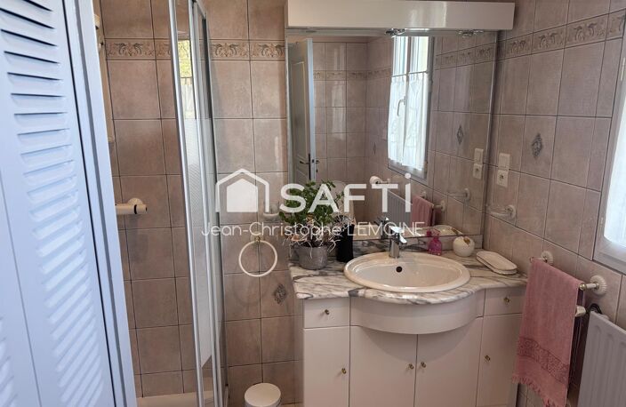 Propiété d'exception 193 m2 cinq chambres — photo 3