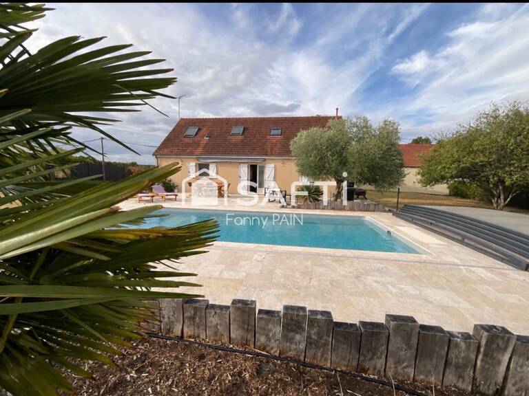 Maison familiale de 2004 avec dépendance de 68 m² et piscine — photo 1