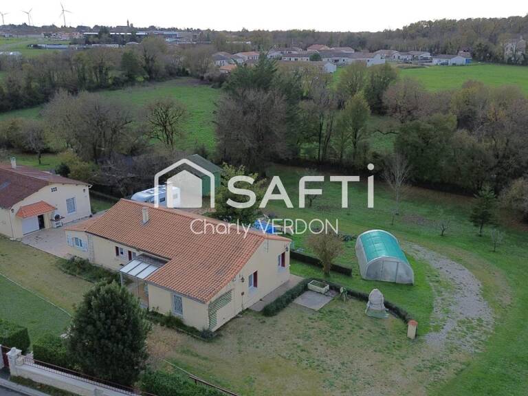 Maison plain pied avec 3 chambres et grand jardin — photo 1