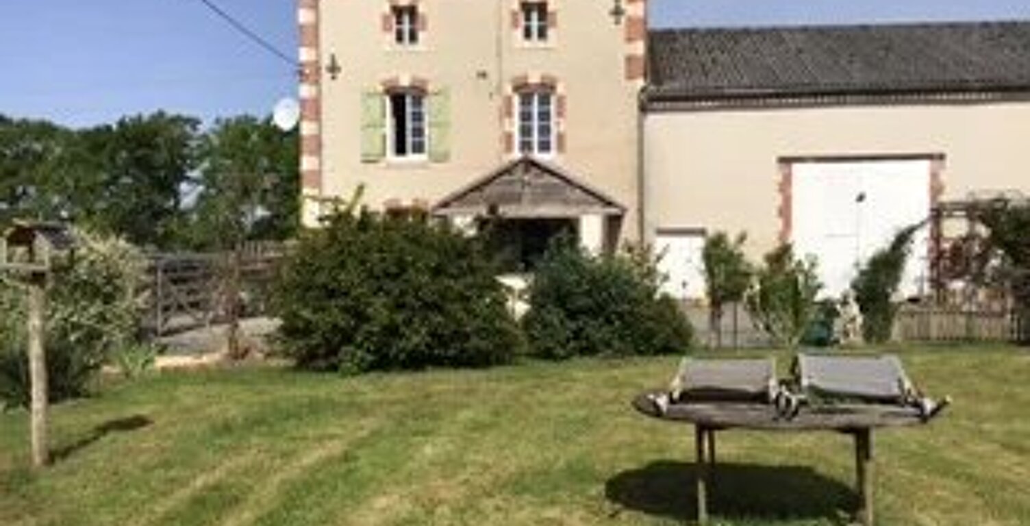 À vendre : propriété équestre, manège, écuries, terrain - Le Dorat - 87 — photo 1