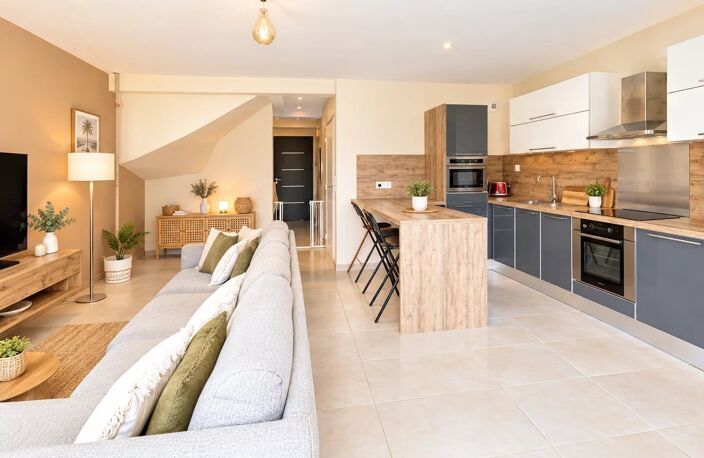 EN EXCLUSIVITÉ  VILLA CONTEMPORAINE 4 PIÈCES – FRÉJUS — photo 2