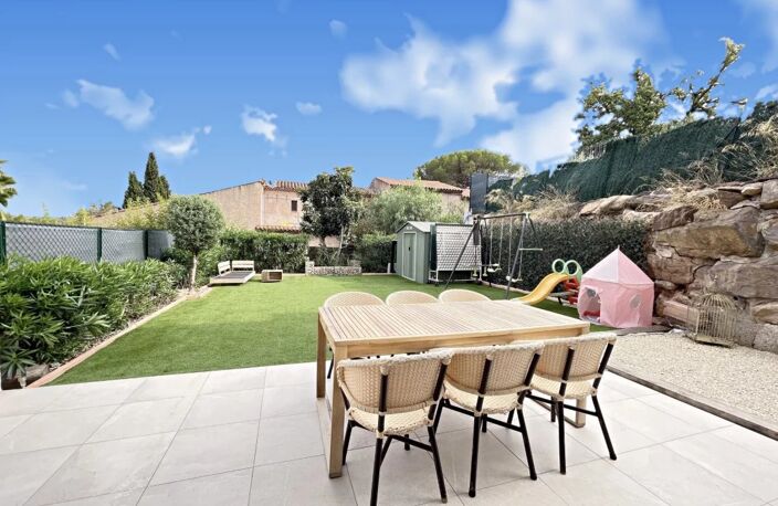 EN EXCLUSIVITÉ  VILLA CONTEMPORAINE 4 PIÈCES – FRÉJUS — photo 4