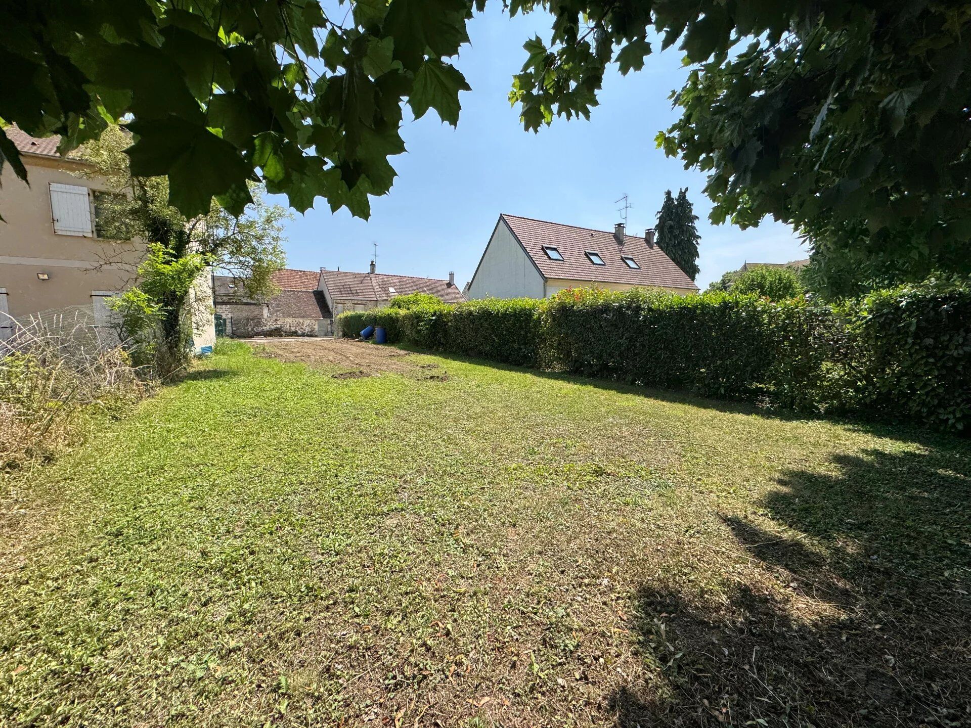 Vente Terrain 307 m2 à Ennery · 139 000 €