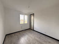 Maison rénovée avec terrasse sur Mouilleron st Germain — photo 3