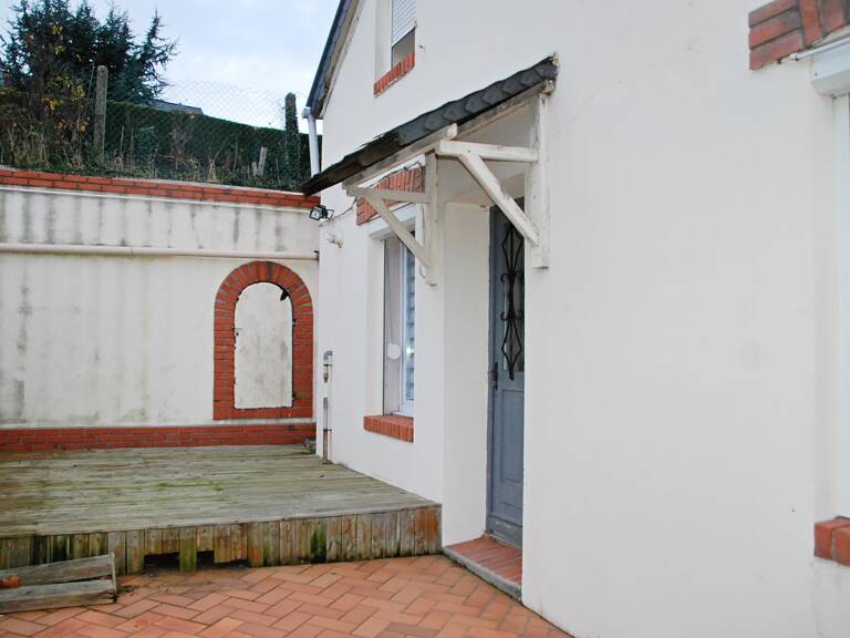 A 2 pas de FECAMP : immeuble divisé en 2 logements — photo 1