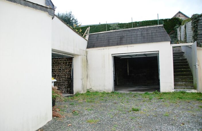 A 2 pas de FECAMP : immeuble divisé en 2 logements — photo 2