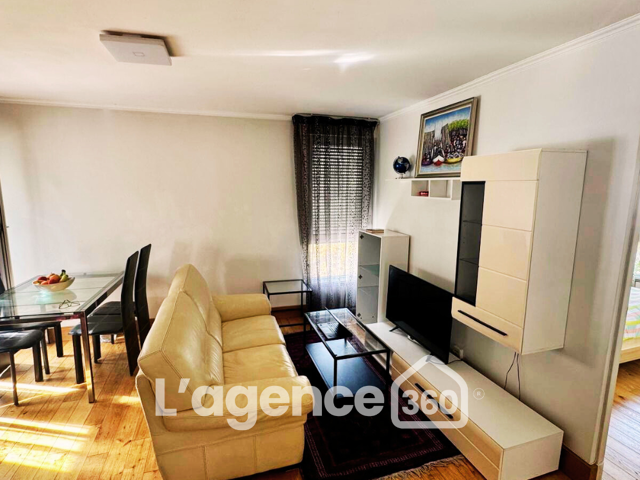 Appartement, 3 pièces, balcon, parking - Courbevoie — photo du bien