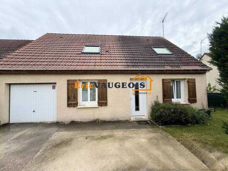 Maison 92m²-DPE:C-Terrain 570m² à Chevru — photo 1