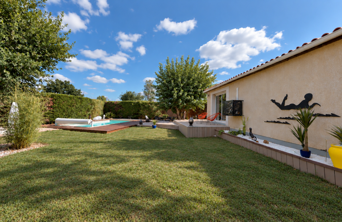 Maison de plain-pied   3 chambres, piscine et grand garage — photo 4