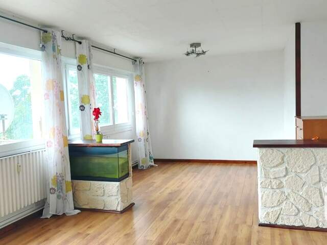 Vente Appartement 4 pièces — photo du bien