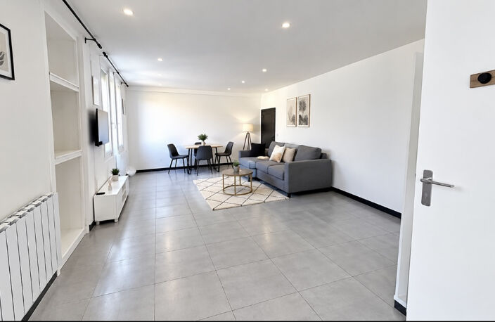 Vente STUDIO 27 m2 refait à neuf entièrement équipé 13003 Ma — photo 2