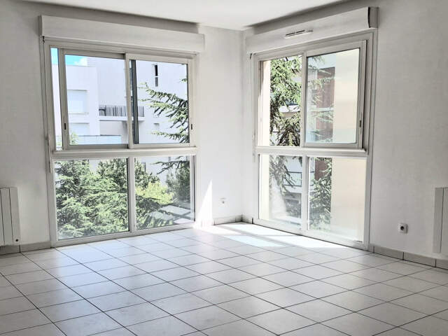 Appartement Villeurbanne 4 pièce(s) 82.03m2 — photo du bien