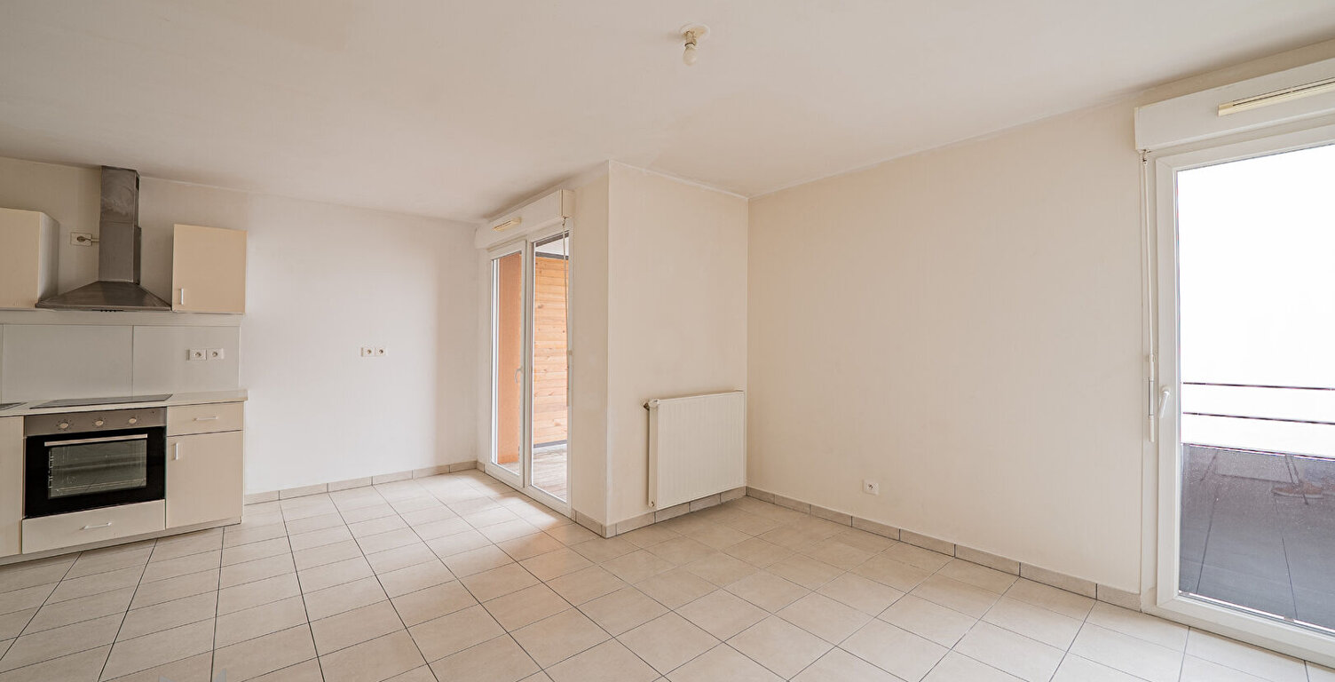 Appartement Meyzieu 3 pièces 58.90 m2 — photo 1