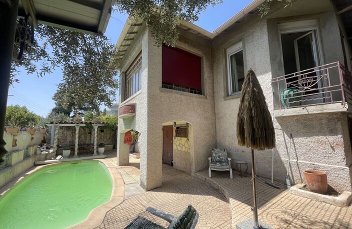 Vente maison 5 pièces 132 m² Toulon (83100) — photo 2