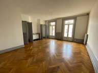 Appartement  T3 CHAMBON-FEUGEROLLES — photo 2