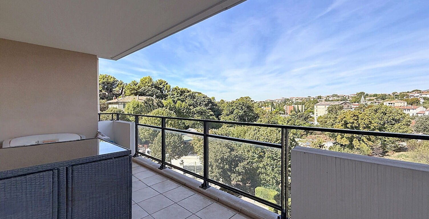 Appartement Marseille 2 pièces 40 m², calme, vue très dégagée — photo 1