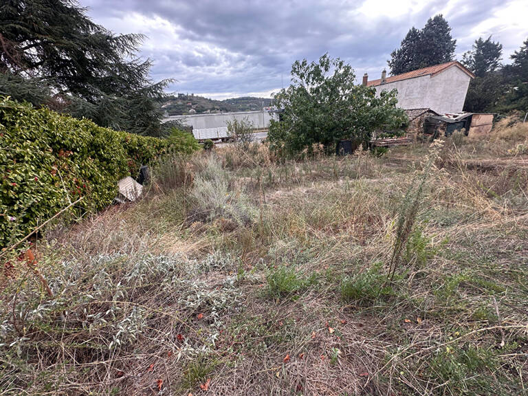 Terrain Saint Romain En Gal 950 m2 — photo 1