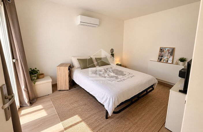 Maison neuve à vendre à Saint-Paul - 5 pièces, 104 m², terrain 1208 m² — photo 4