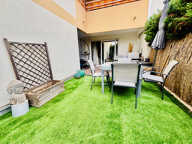 Coup de coeur:  Grand  T2 rénové en rez de jardin — photo 2
